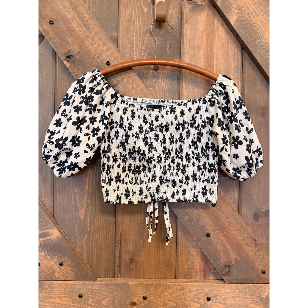 Kendall + Kylie Floral Crop Top Womens Small White Black Good Puff Sleeve Smock
